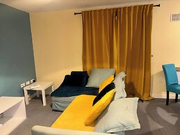 Peaceful Urban Retreat in Wolverhampton City