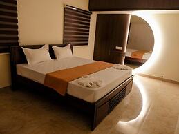 AMAIRA STUDIO LIVING