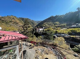 Yao Adventure Base Camp Bhatta Falls