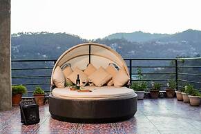 ELIVAAS Dilli House Villa with Pvt pool