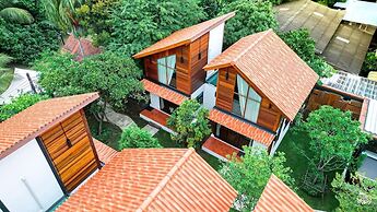 Baanrongmai Canal Front Homestay