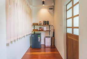 Baanrongmai Canal Front Homestay