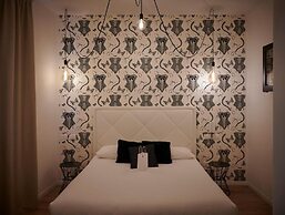 Lainez Rooms & Suites