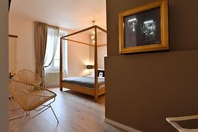 Lainez Rooms & Suites