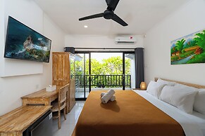 Uluwatu Surf Paradise