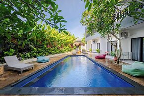 Uluwatu Surf Paradise