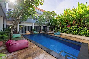 Uluwatu Surf Paradise