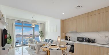 LUX Atlantis View Luxury Beach Suite 2