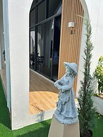 Ouranos Hotel