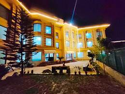 Park In By Jolly Plaza