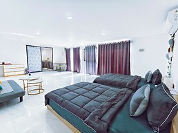 Joy Private Pool House