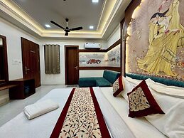 SR PALACE