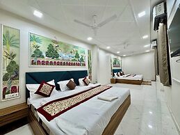 SR PALACE