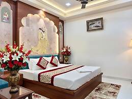 SR PALACE