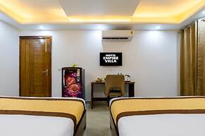 The Empire Hotel Near Dlf Golf course