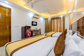 The Empire Hotel Near Dlf Golf course