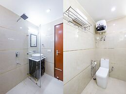 The Empire Hotel Near Dlf Golf course