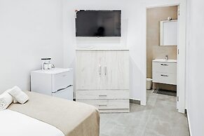 Ros Lil Suites