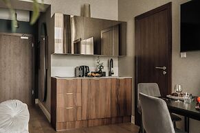 White Lotus by Fragola Collection
