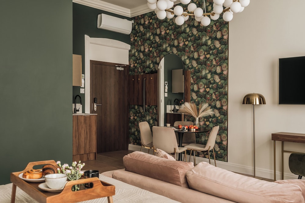 White Lotus by Fragola Collection