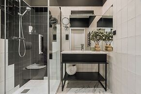 White Lotus by Fragola Collection