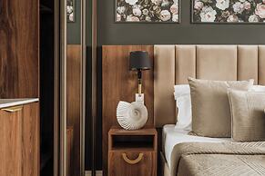 White Lotus by Fragola Collection