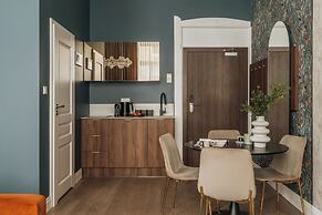 White Lotus by Fragola Collection