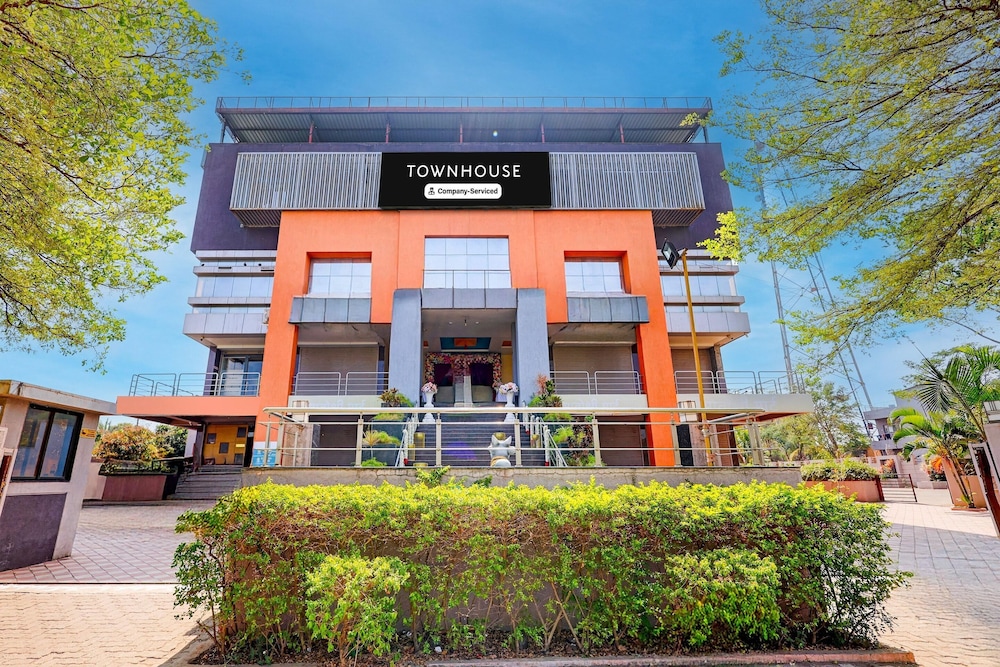 Townhouse OAK Saspade Road Satara