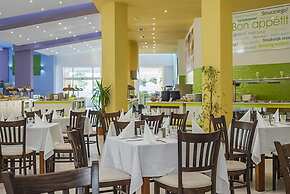 Forest Beach Hotel