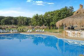 Forest Beach Hotel