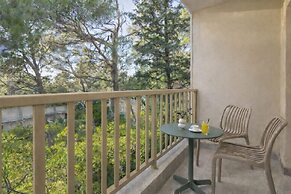 Alemaris Resort