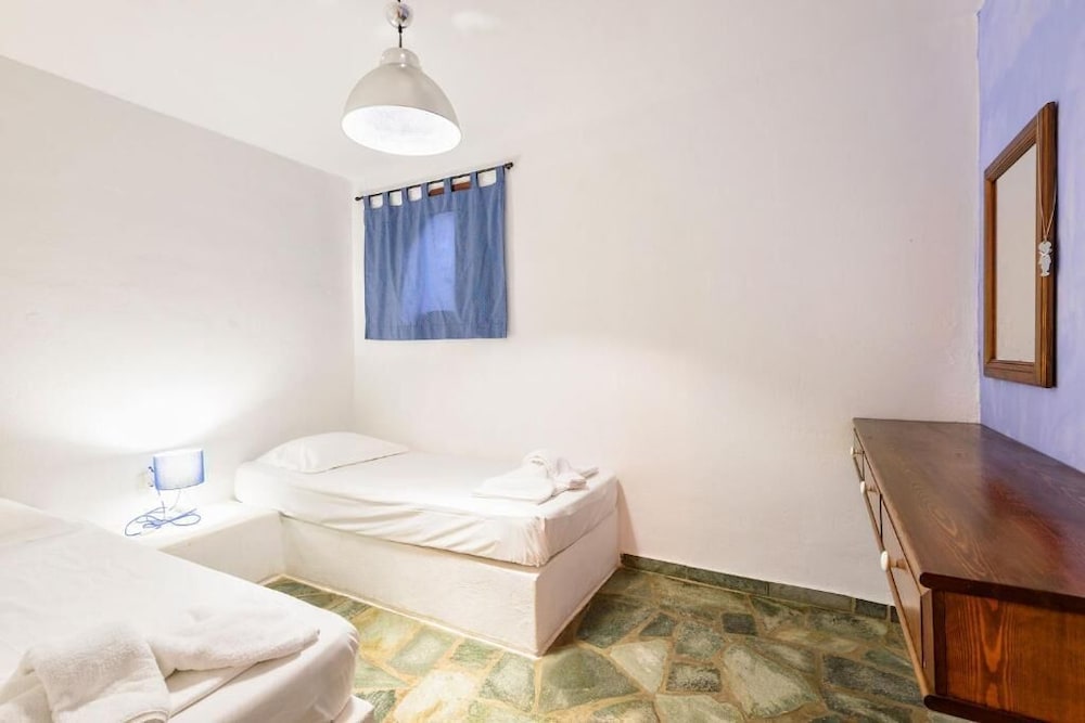 Aegean Whisper Home