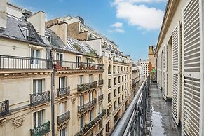 Sublim Ac-3 BDR Montaigne/arc de Triomphe