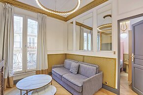 Sublim Ac-3 BDR Montaigne/arc de Triomphe