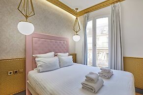 Sublim Ac-3 BDR Montaigne/arc de Triomphe