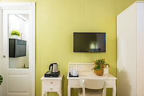 Residenza Matilde by NapoliApartments