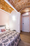 Residenza Matilde by NapoliApartments