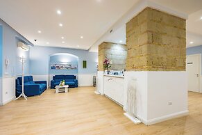 Residenza Matilde by NapoliApartments