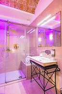 Residenza Matilde by NapoliApartments