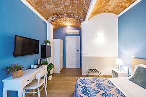 Residenza Matilde by NapoliApartments
