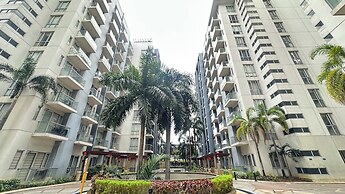 One Palm Tree Villas at Newport