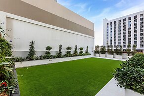 Wonderful 1BR Apartment at East Crest