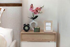 Wonderful 1BR Apartment at East Crest