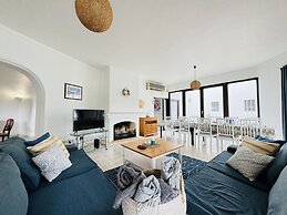 Vilamoura Summer Villa by Homing