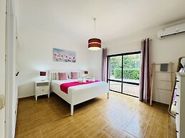 Vilamoura Summer Villa by Homing
