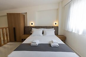 Calma Luxury Suites