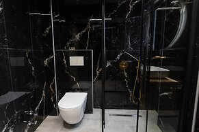 Calma Luxury Suites