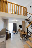 Calma Luxury Suites
