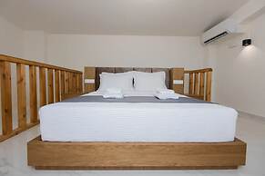 Calma Luxury Suites