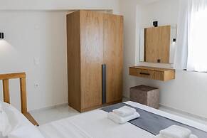 Calma Luxury Suites